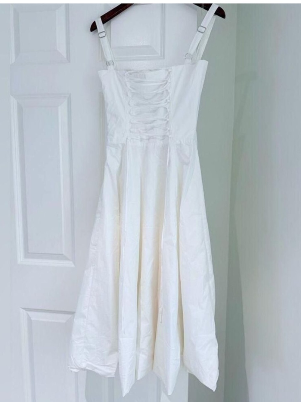 NOT AVAILABLE House of CB Carmen White Corset Midi Dress size L Cup A-C NWOT - Picture 4 of 5